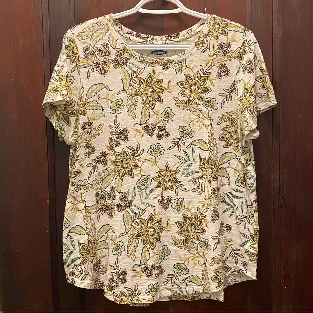 Old Navy Everywear T-shirt